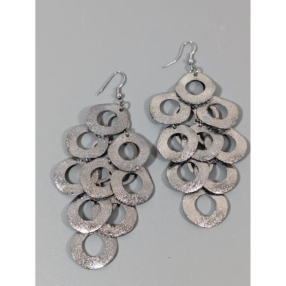 Gunmetal Gray Textured Round Disc Charm Chandelier Long Earrings Pierced MOD - Picture 3 of 8